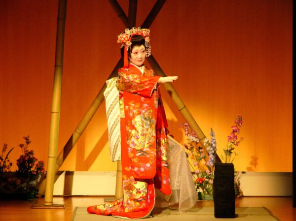 Танец и театр Японии в 20 веке