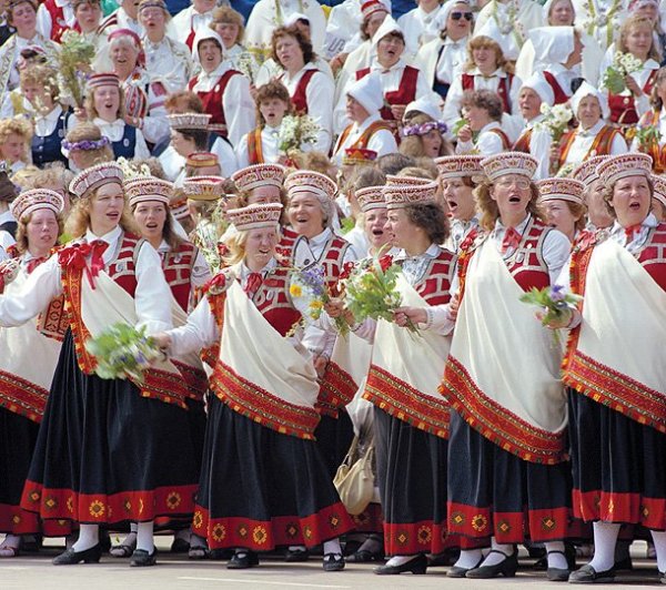 Танцы Латвии