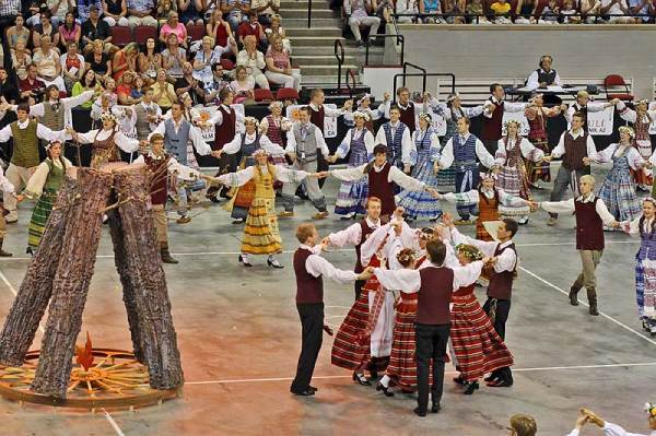 Литовские танцы